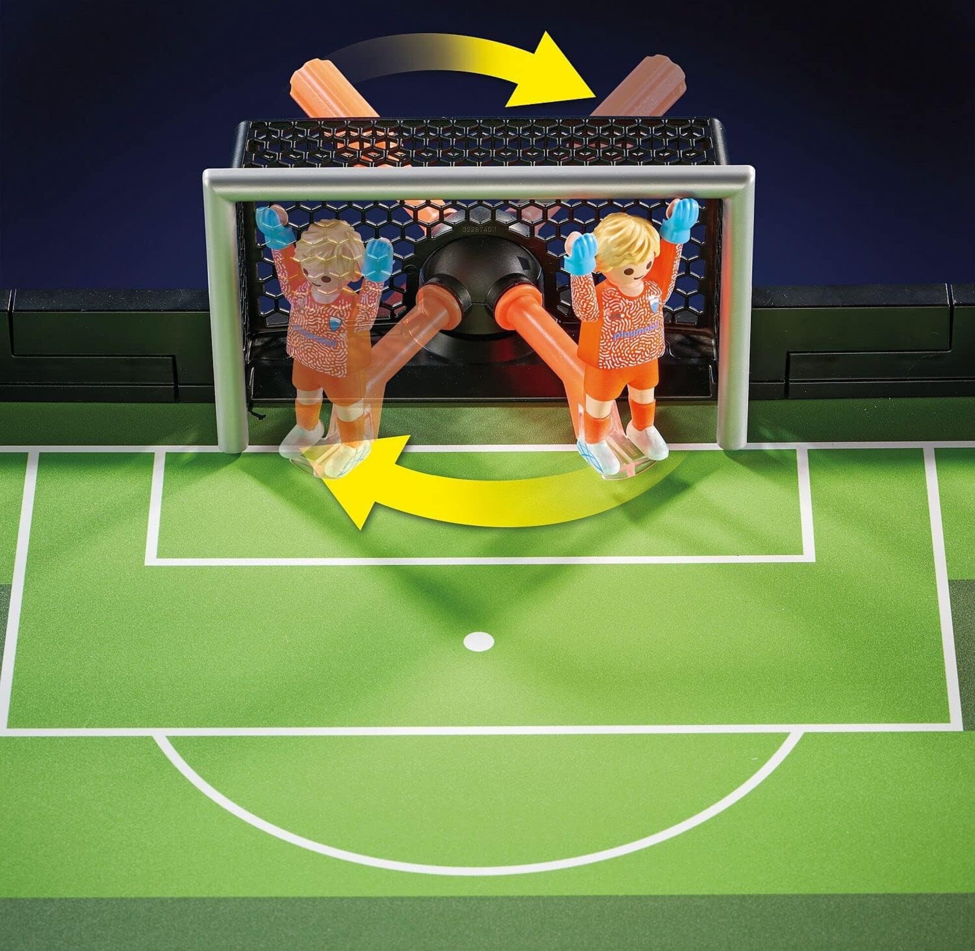 PLAYMOBIL Sports y Action 71120 Campo de fútbol, Futbolín para niños, 2 porteros - 4